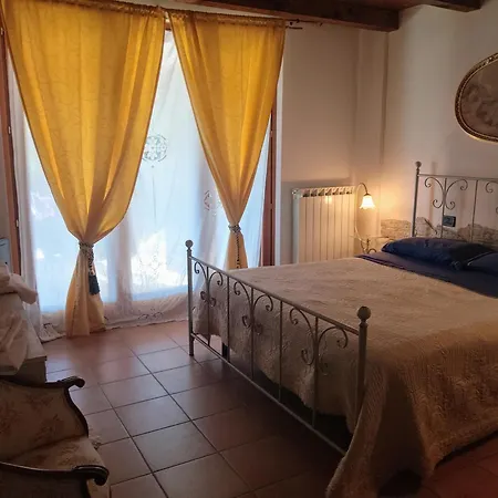 Casa Degli Ulivi Tatil Evi *